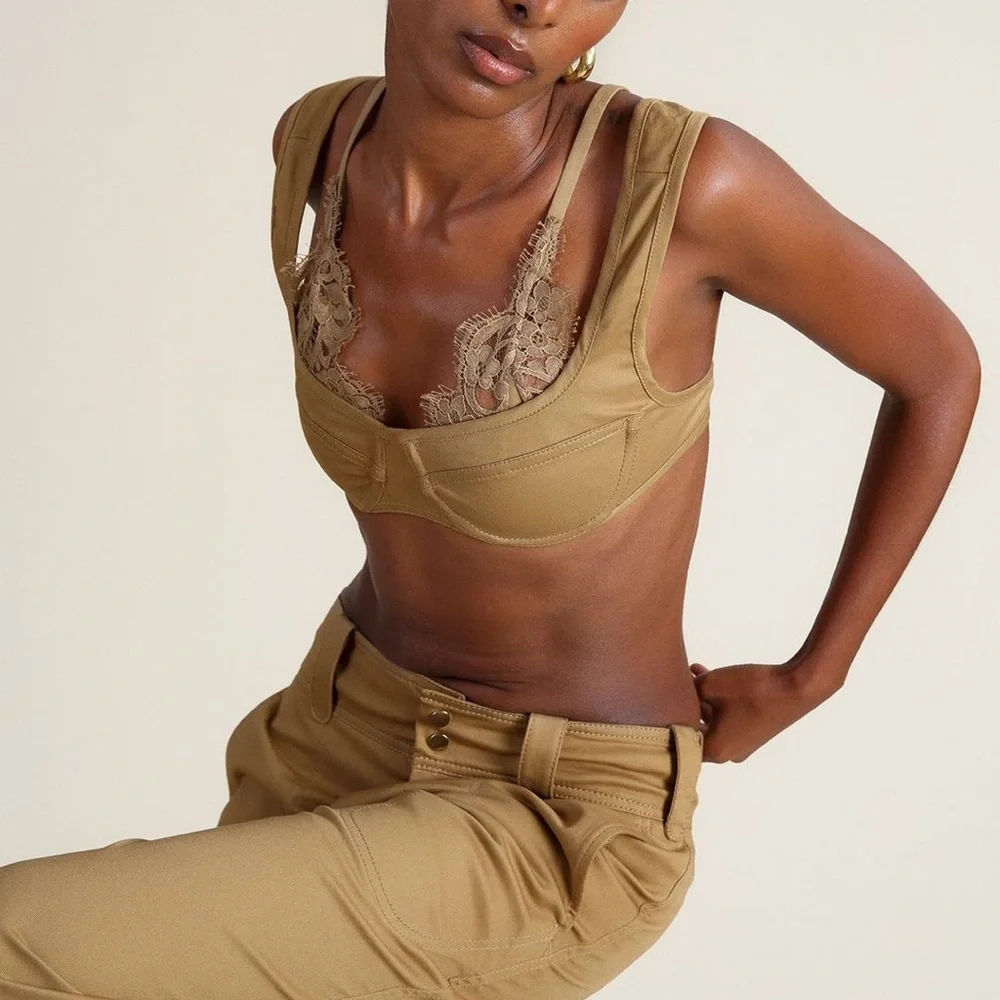 Orseund Iris • Lace trimmed bralette in dark khaki - Picture 2 of 9